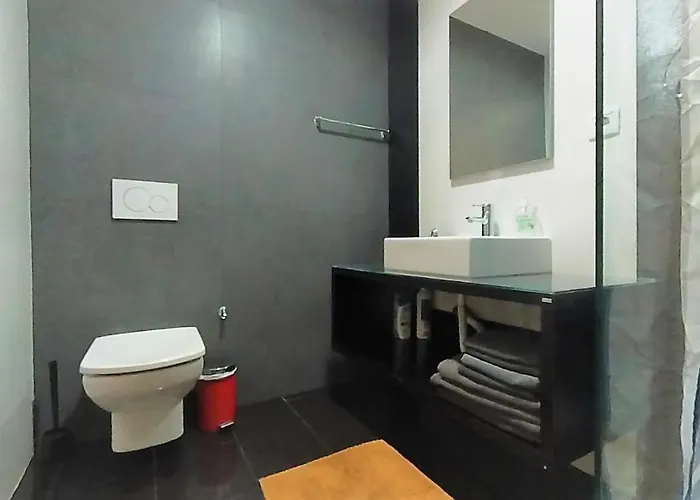 Rocha Tower 11d-11e Apartment *