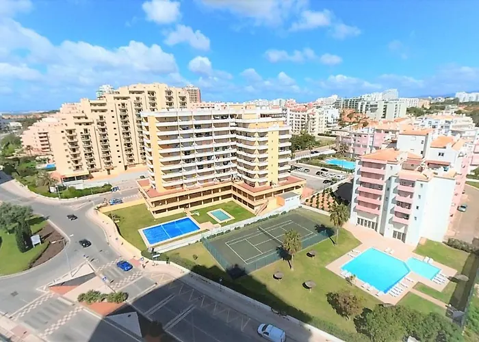 Apartment Rocha Tower 11d-11e *