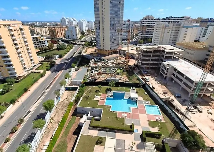 Apartment Rocha Tower 11d-11e *