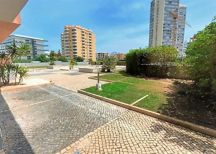 Rocha Tower 11d-11e Apartment *