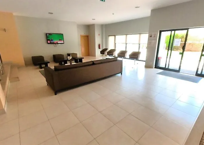 Rocha Tower 11d-11e Apartment