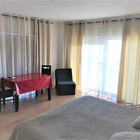 Apartamento Turisticos Rocha Tower 3 *