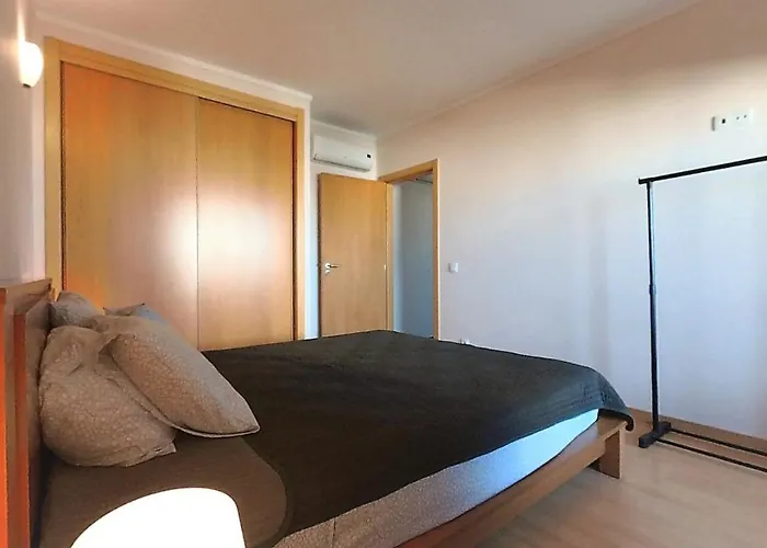 Rocha Tower 11D Lägenhet *