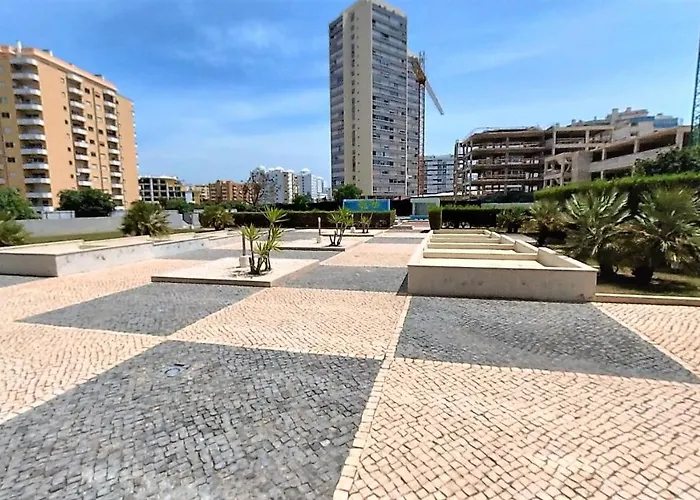 Rocha Tower 11D Lägenhet