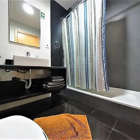 Turisticos Rocha Tower 3 *