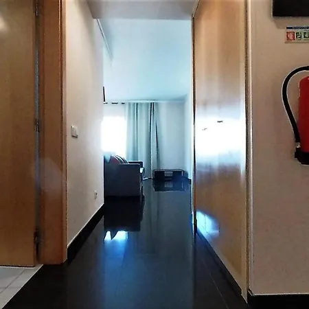 Apartamento Turisticos Rocha Tower 3 *
